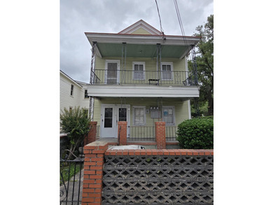 Seize a truly exceptional investment opportunity with this - photo 1