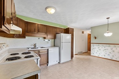 Well maintained home located in a quiet cul-de-sac setting - photo 10