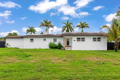 SELLER IS OFFERING $5,000 TOWARDS BUYER'S CLOSING COST! This - photo 8