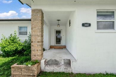 SELLER IS OFFERING $5,000 TOWARDS BUYER'S CLOSING COST! This - photo 9