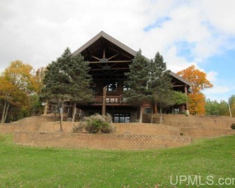 Fox Lake - Dickinson County Home For Sale in Sagola Michigan