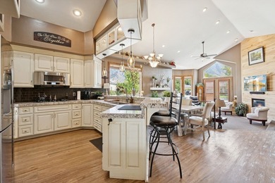 Price Improvement! Welcome to this spacious rambler ideally - photo 15