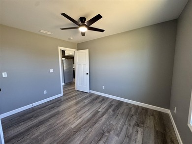 Brand new construction just minutes from Barren River Lake. This - photo 16