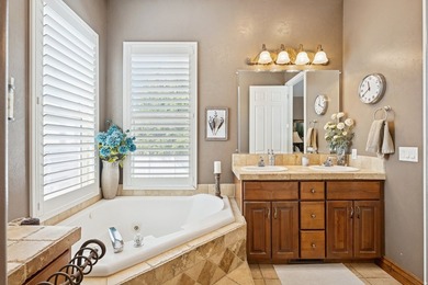 Price Improvement! Welcome to this spacious rambler ideally - photo 30