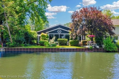Lake Home Sale Pending in Keego Harbor, Michigan