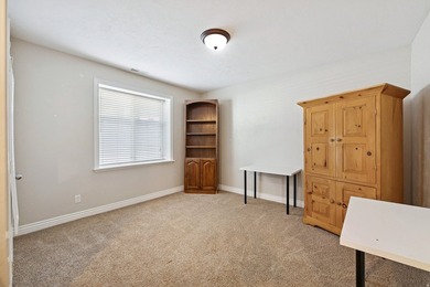 Price Improvement! Welcome to this spacious rambler ideally - photo 39