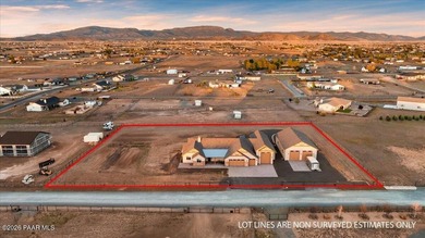 A dream property for the car enthusiast, toy collector, or RV - photo 42
