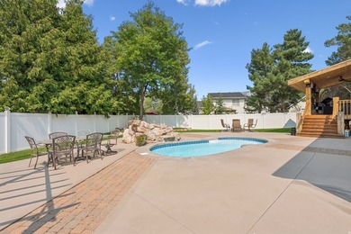 Price Improvement! Welcome to this spacious rambler ideally - photo 51