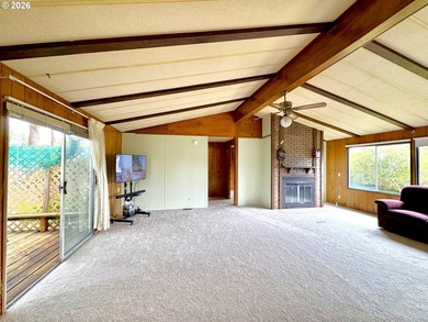 OCEAN PEAK, WALK-TO-THE-BEACH Coastal Retreat on .19 Acres - photo 6