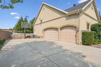 Price Improvement! Welcome to this spacious rambler ideally - photo 56