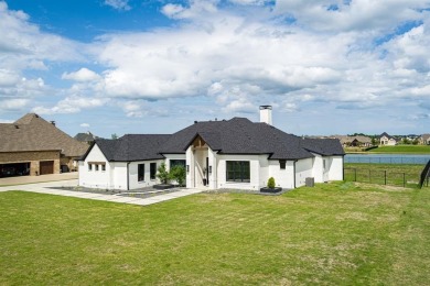 Lake Home For Sale in Rockwall, Texas
