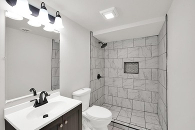 Come see this beautifully updated 3-bedroom, 2.5-bath home - photo 16