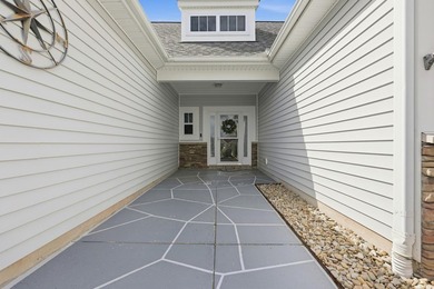 Welcome to Cameron Village where your dream home awaits in the - photo 2