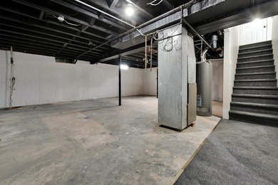 Come see this beautifully updated 3-bedroom, 2.5-bath home - photo 23