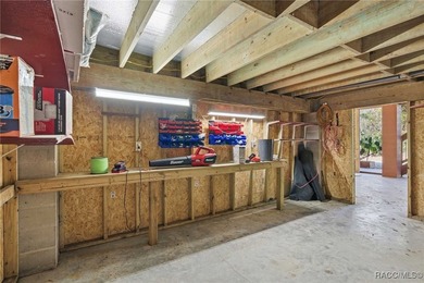 Architecturally distinctive cedar-sided post-and-beam home - photo 42