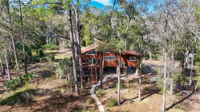 Architecturally distinctive cedar-sided post-and-beam home - photo 50