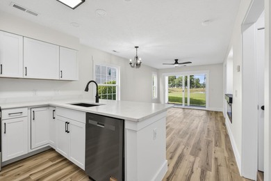Fully renovated, ground-floor end-unit two-bedroom, two-bathroom - photo 10