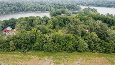 Wooded Lot in Rainbow Gardens - central location - Lake Lot For Sale in McDaniels, Kentucky