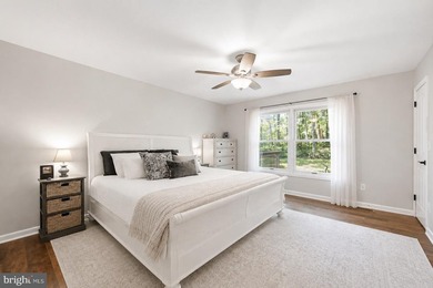 Lake life, water views, and everyday resort-style living - the - photo 7