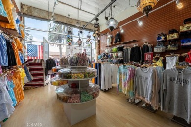 Profitable and well-established T-shirt and Gift boutique - photo 13