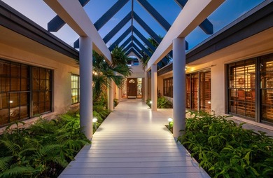 Morton Manor is a timeless estate nestled along the Gulf's bay - photo 7