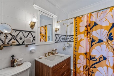 Discover the charm of Unit 2G at 38-30 Douglaston Parkway in - photo 15