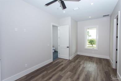 New Construction in a fantastic location in the Tiger Point Golf - photo 17