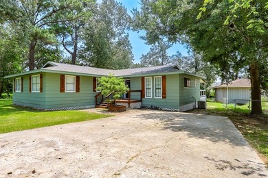 Lake Livingston Home For Sale in Livingston Texas