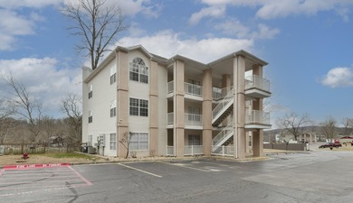 Table Rock Lake Condo For Sale in Branson Missouri