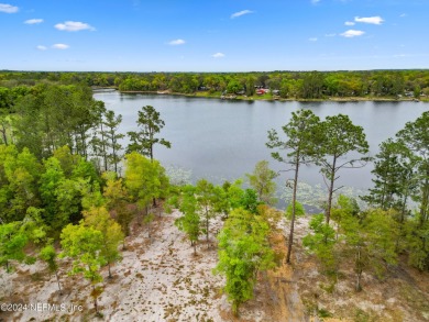 Junior Lake Acreage For Sale in Interlachen Florida
