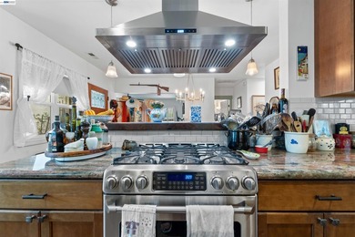 The quintessential Niles home! A polished gem that has been - photo 14