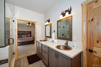 Experience the charm of mountain living in this beautifully - photo 20