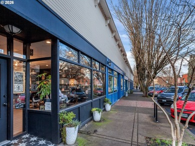 Great development opportunity on a one-acre lot in Milwaukie. A - photo 23