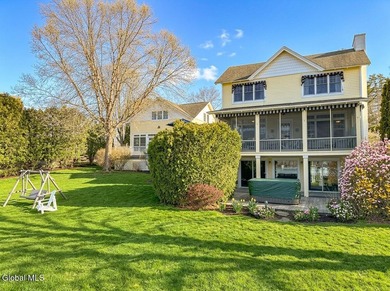 Welcome to this exceptional lakefront retreat in desirable - photo 4