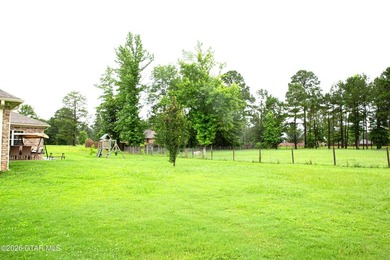 Beautiful home with country charm, this home offers the perfect - photo 27