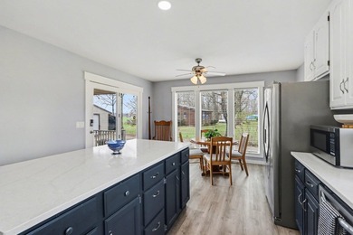 This spacious ranch home offers over 3,000 square feet of - photo 8