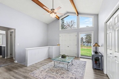 This spacious ranch home offers over 3,000 square feet of - photo 10