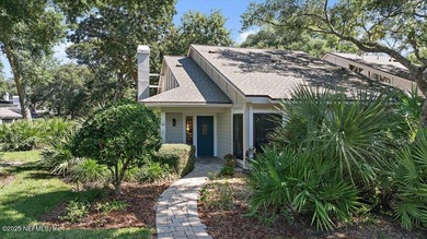 Lake Sawgrass Condo Sale Pending in Ponte Vedra Beach Florida