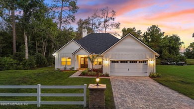 Georges Lake Home For Sale in Florahome Florida