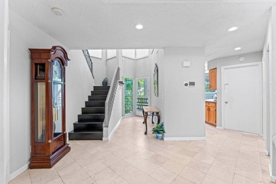 Rarely available cornerunit townhouse in the highly desirable - photo 7