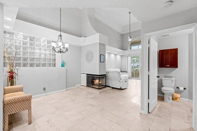 Rarely available cornerunit townhouse in the highly desirable - photo 10