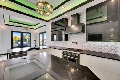 Welcome to 6526 Simone Shores Dr, Apollo Beach, FL - Brand-New - photo 22