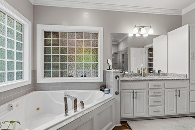Welcome to this charming 4-bedroom, 2.5-bathroom single-family - photo 30