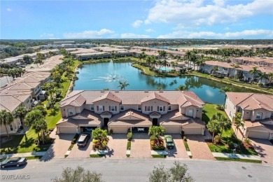 Lake Townhome/Townhouse For Sale in Fort Myers, Florida