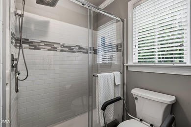 Welcome to this charming 4-bedroom, 2.5-bathroom single-family - photo 35