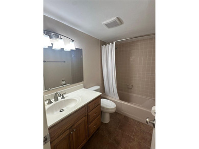 Move-in ready in a riverfront community with low condo fees, a - photo 8