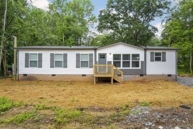 Lake Home For Sale in Soddy Daisy, Tennessee