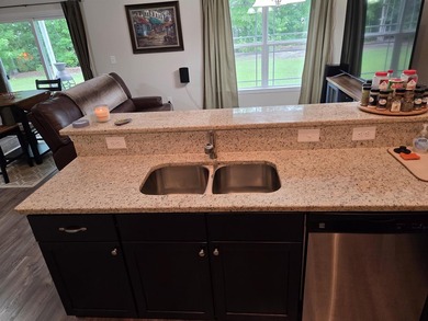 Every inch of this 1255 heated square foot 3 bedroom, 2 bathroom - photo 8