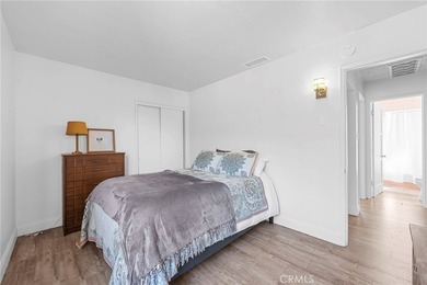Opportunity meets location in the heart of Torrance! This - photo 12