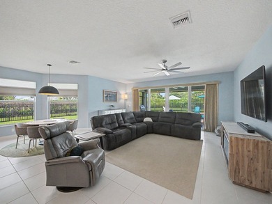 Welcome to this extensively upgraded 2-bedroom plus den, 2 1/2 - photo 13